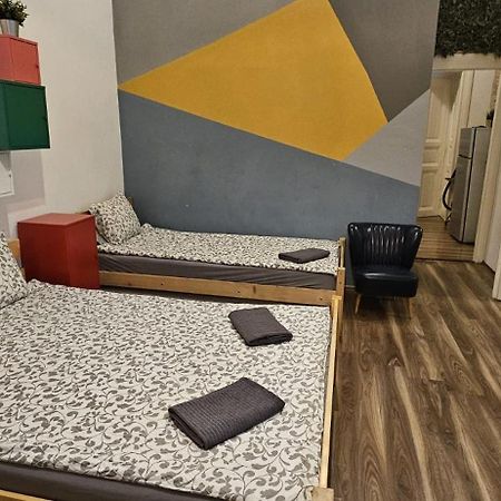 Cheerful And Cozy 2 Bedrooms 2 Bathrooms Apartment With Top Location 부다페스트 외부 사진
