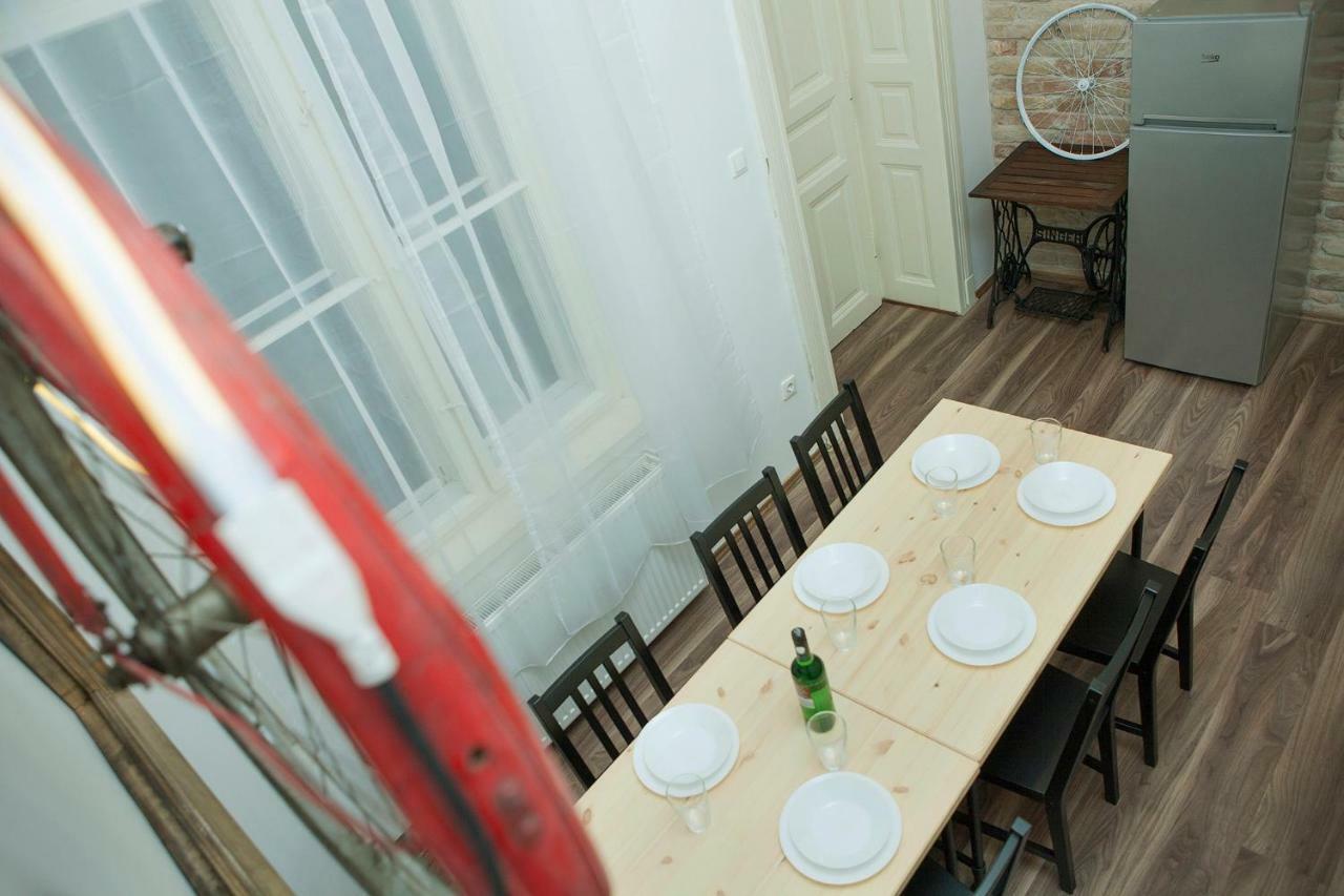 Cheerful And Cozy 2 Bedrooms 2 Bathrooms Apartment With Top Location 부다페스트 외부 사진