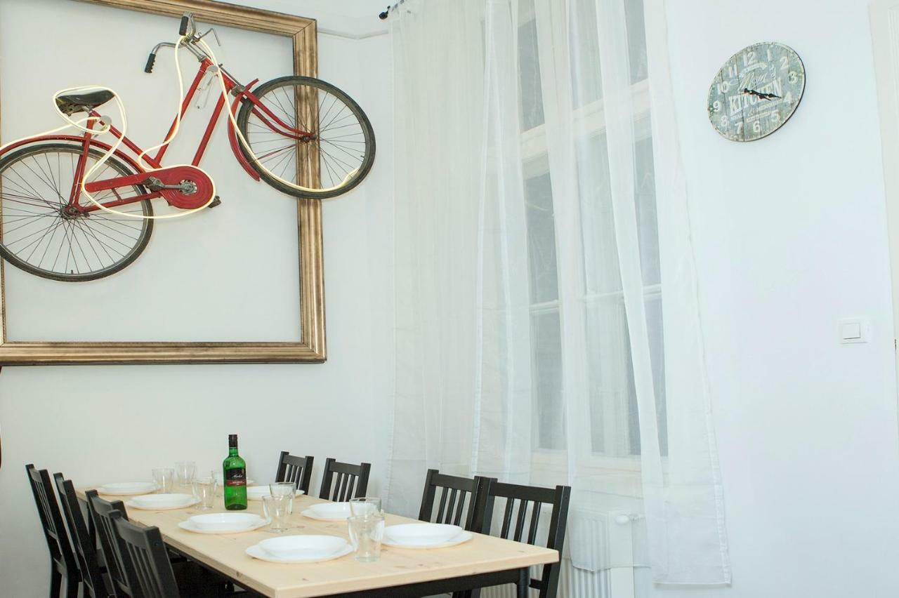 Cheerful And Cozy 2 Bedrooms 2 Bathrooms Apartment With Top Location 부다페스트 외부 사진